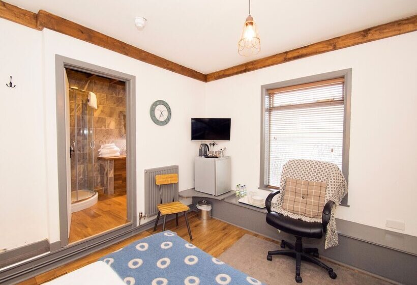 住宿加早餐 Nik The Greek