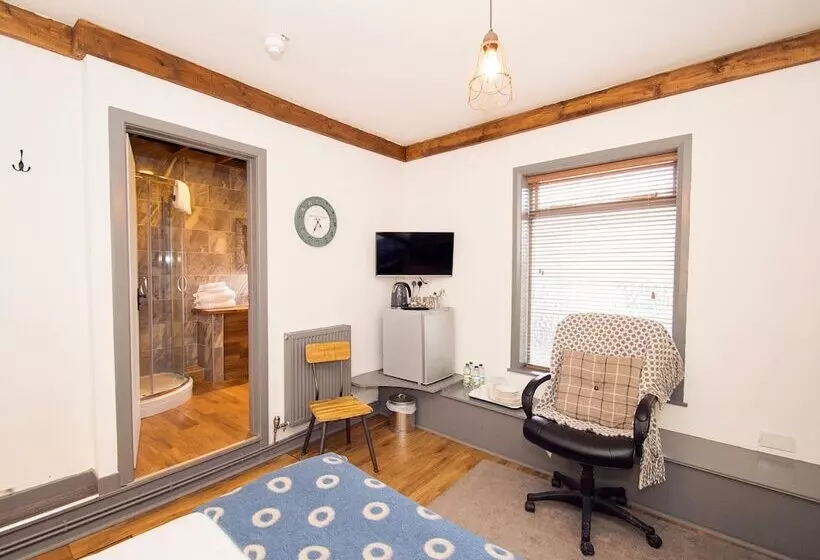 Aamiaismajoitus (B&B) Nik The Greek