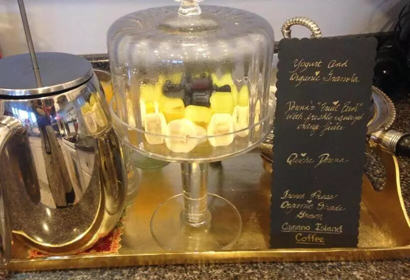 Donna's Bed & Breakfast