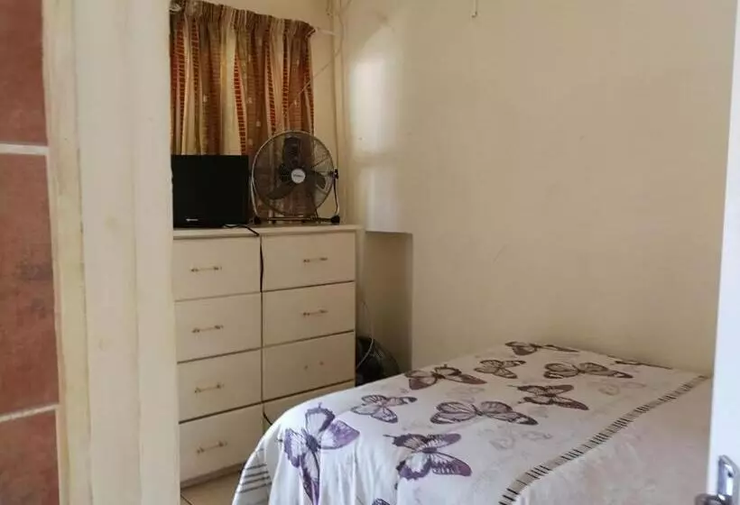 هتل Bluff Accommodation Aybriden Self Catering