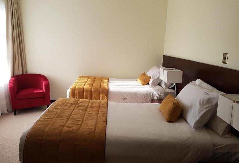 هتل Costa Pacifico   Suite