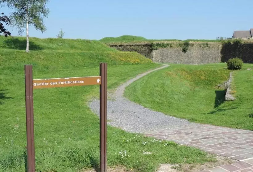 Hotelli Hôtel L Etoile De Marie