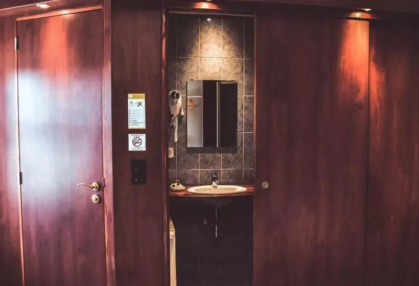 Hotelli Hôtel L Etoile De Marie