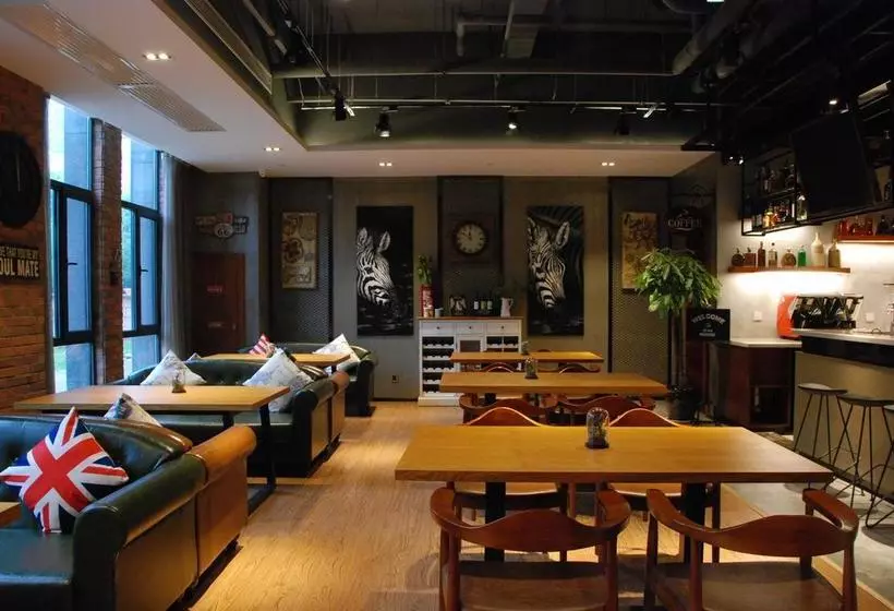 Hotel James Joyces Coffetel