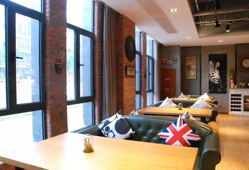 Hotel James Joyces Coffetel