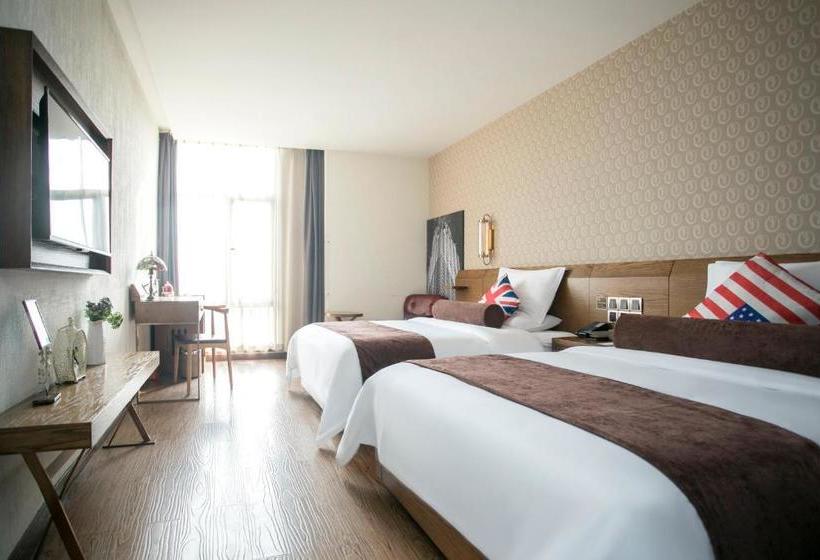 호텔 James Joyces Coffetel