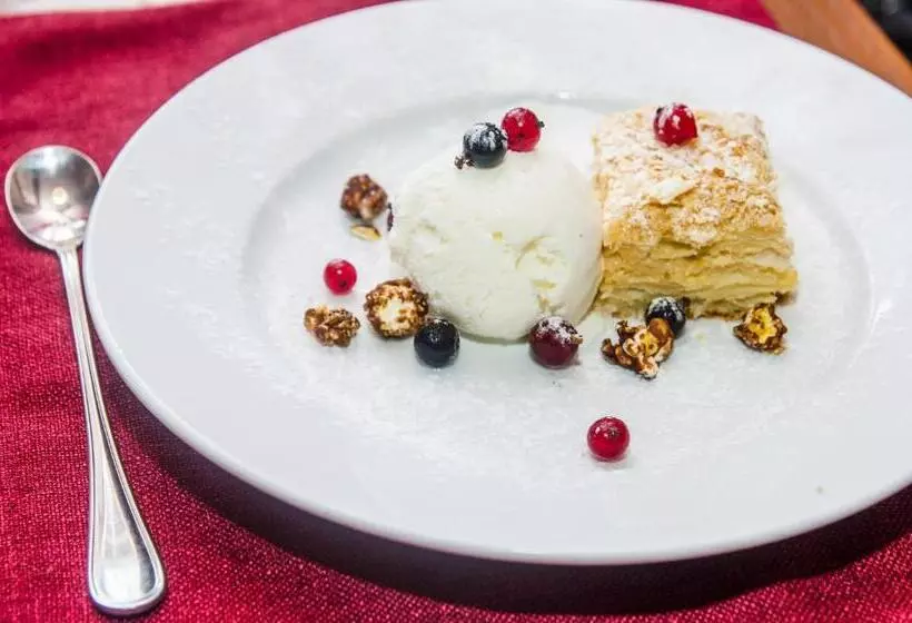 Hotelli Lepsza садыба