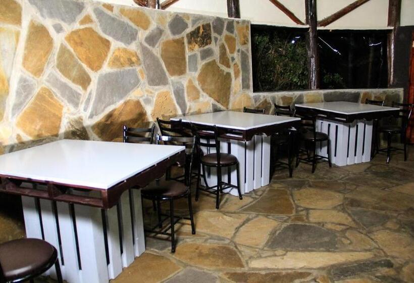 هتل Naivasha Peppercorn Holiday Resort