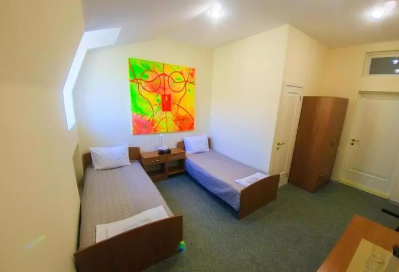 هتل Saint Paul Odessa