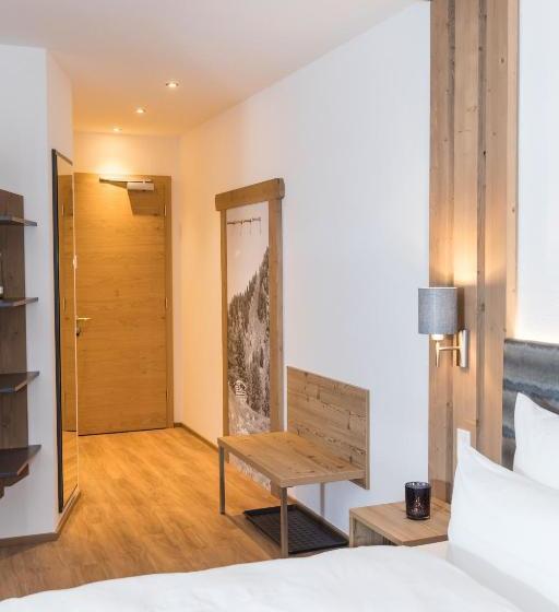 בית מלון כפרי The Ischgl Lodge