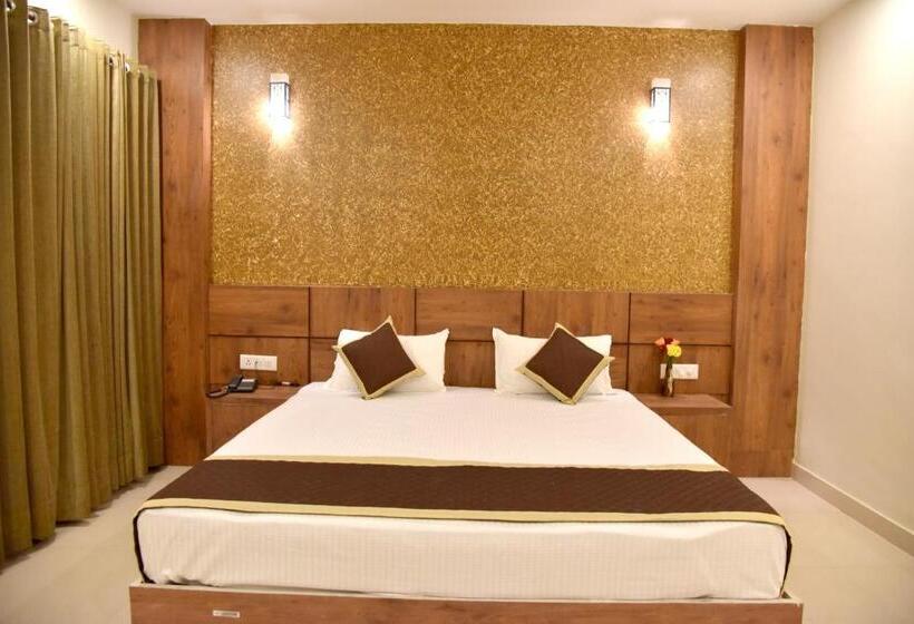 Hotel Triveni Residency