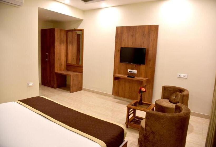 Hotel Triveni Residency