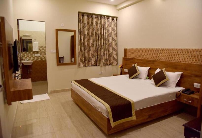 Hotel Triveni Residency