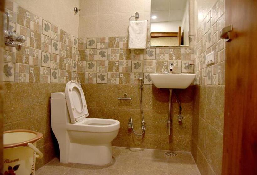 Hotel Triveni Residency