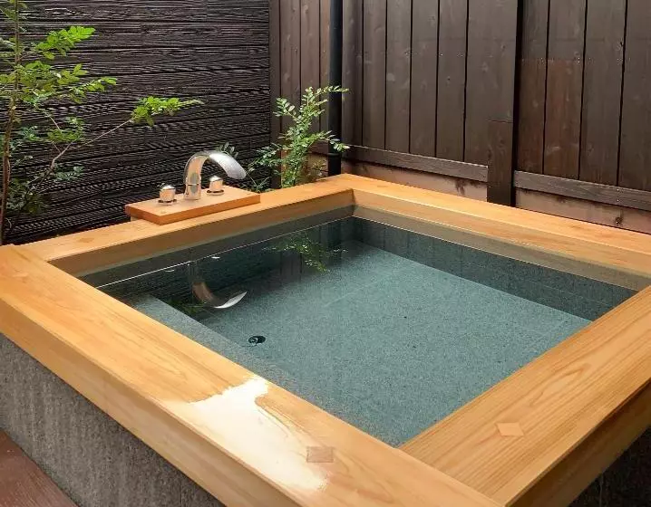 旅館 Omoideno Jinde