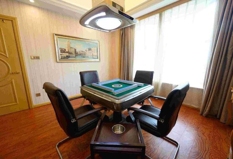 Vienna International Hotel Shanghai Malu Station