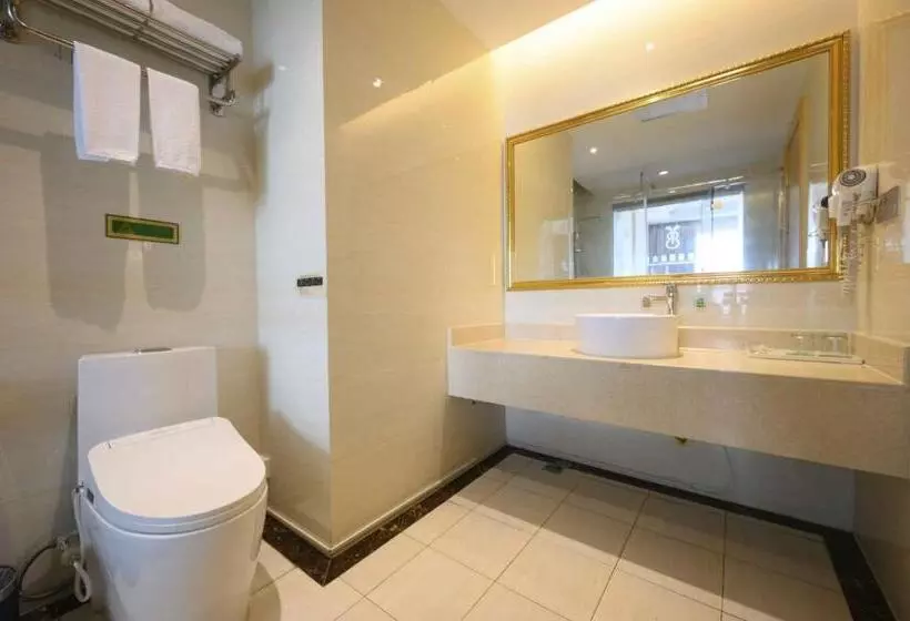 Vienna International Hotel Shanghai Malu Station