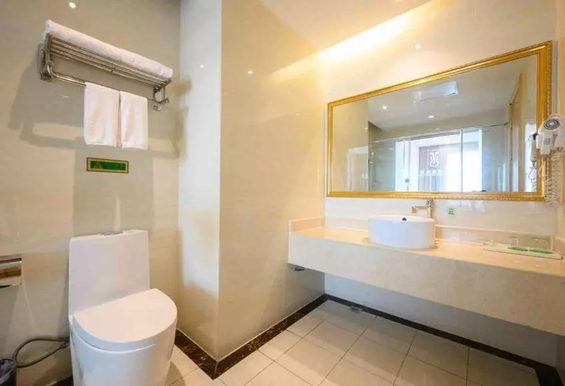 Vienna International Hotel Shanghai Malu Station