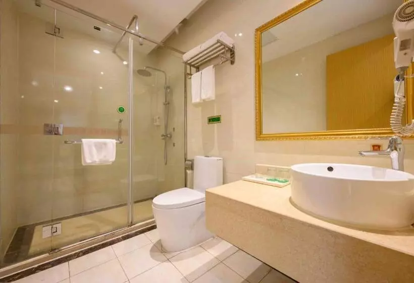 Vienna International Hotel Shanghai Malu Station