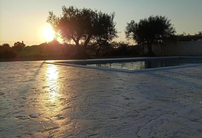 B&b L Uliveto Rooms & Pool