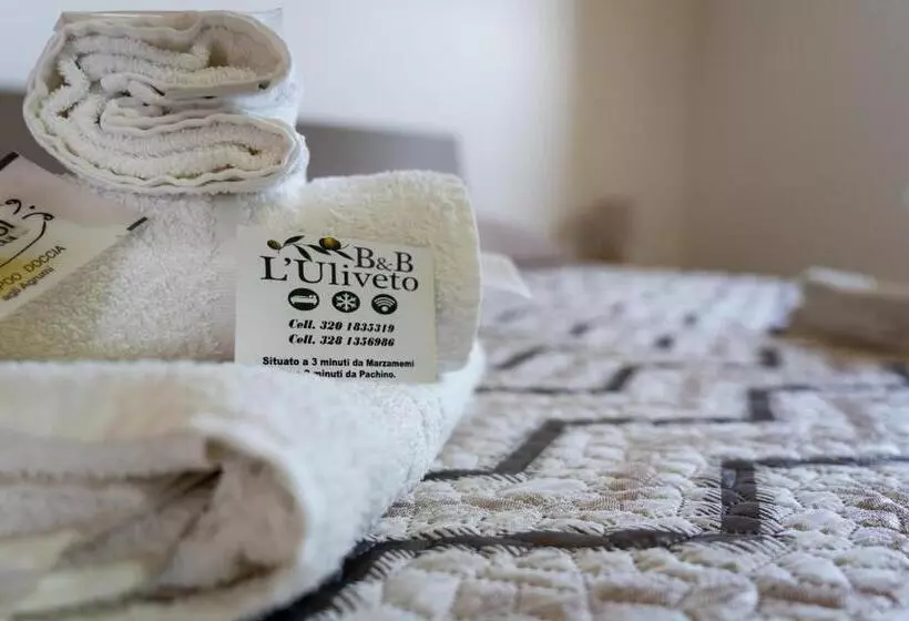 B&b L Uliveto Rooms & Pool