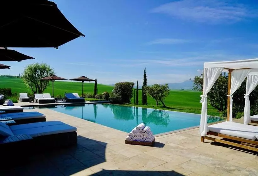 ベッドアンドブレックファースト L Olmo