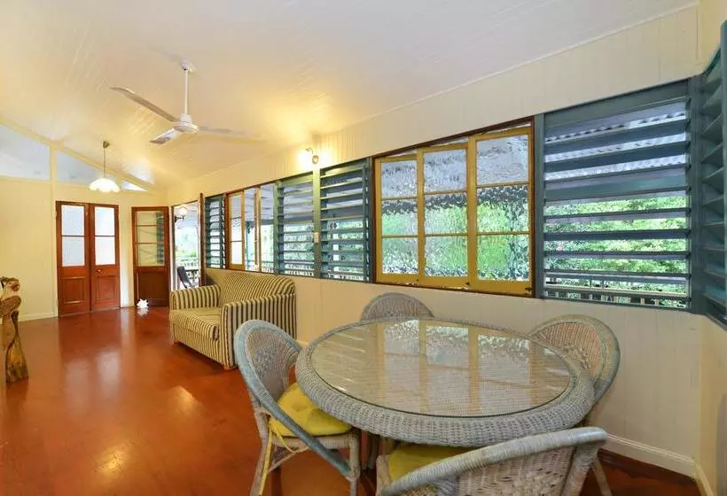 Lilybank Bed & Breakfast