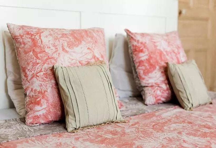 ベッドアンドブレックファースト Maison D'hôtes La Poterne