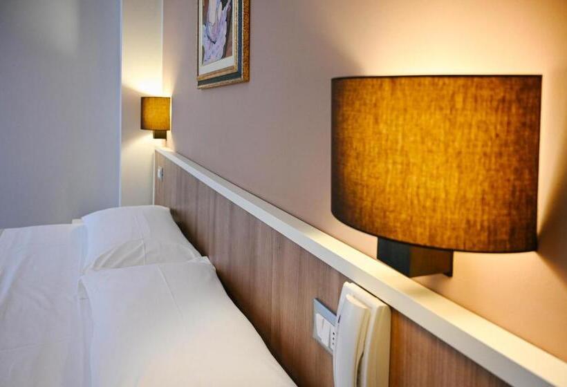 تختخواب و صبحانه Stella Del Sud