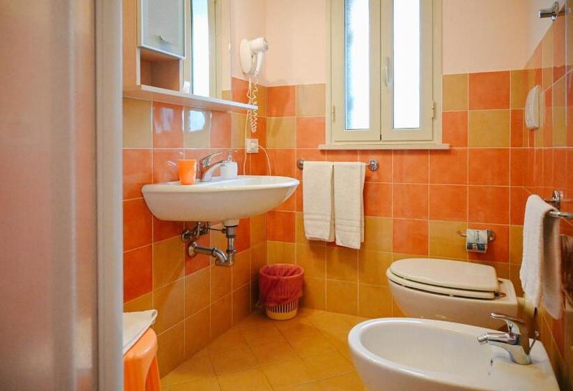 تختخواب و صبحانه Stella Del Sud