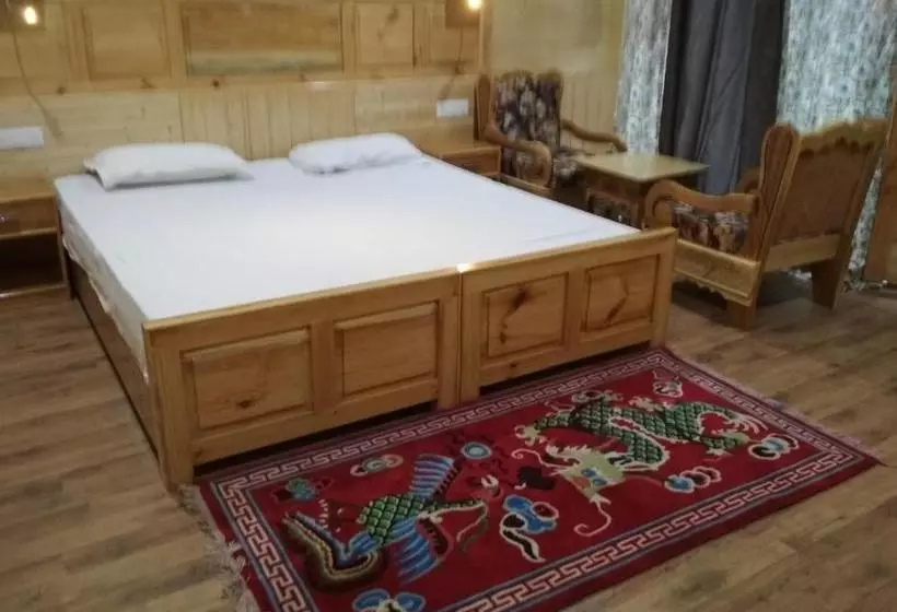 هتل Adu's Eternal Comfort