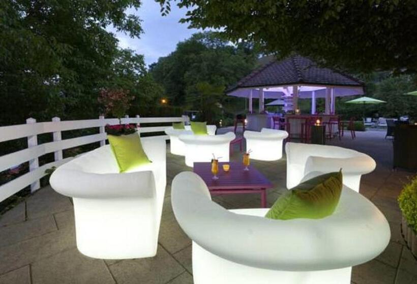 Отель Hôtel Bellevue