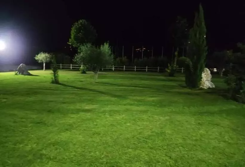 Hotelli L'airone Country House