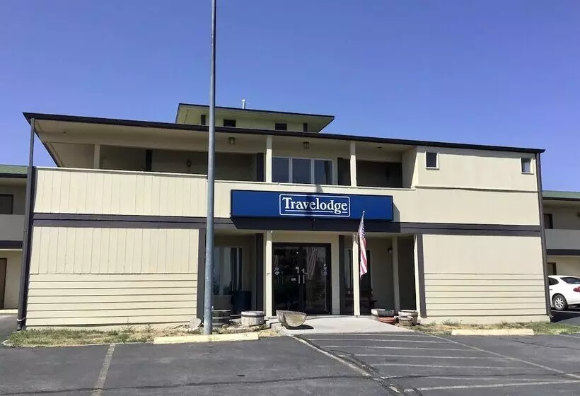 モーテル Travelodge By Wyndham Three Forks