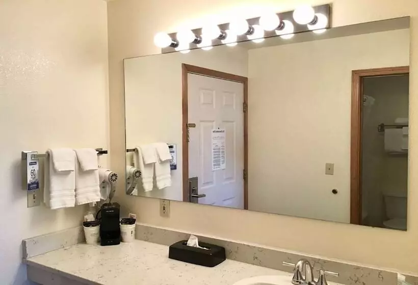 モーテル Travelodge By Wyndham Three Forks