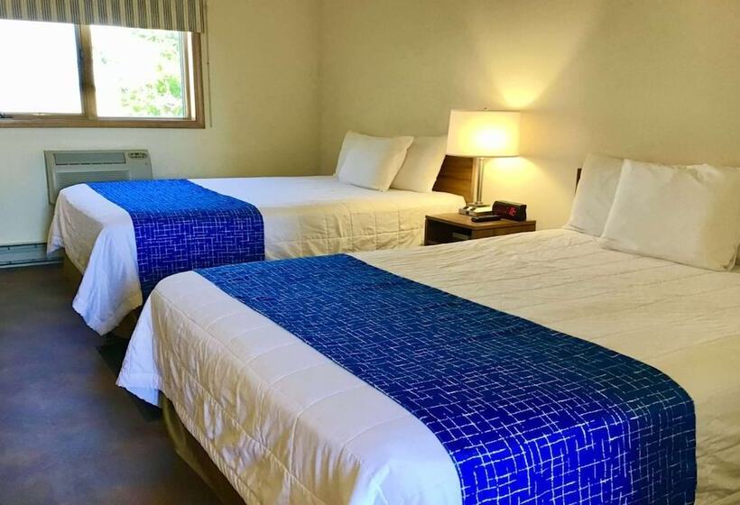 فندق على الطريق Travelodge By Wyndham Three Forks