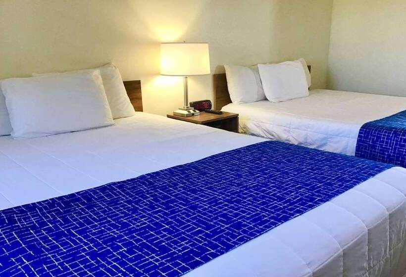 فندق على الطريق Travelodge By Wyndham Three Forks