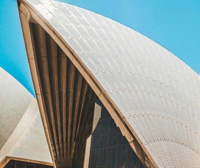 ユースホステル Mad Monkey East Side