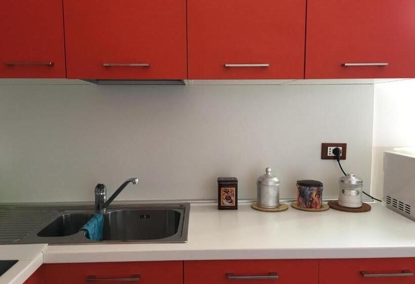 هاستل L'archetto