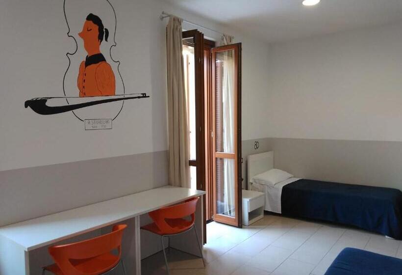 هاستل L'archetto