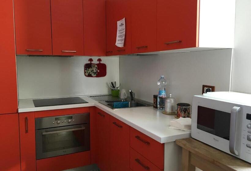 هاستل L'archetto