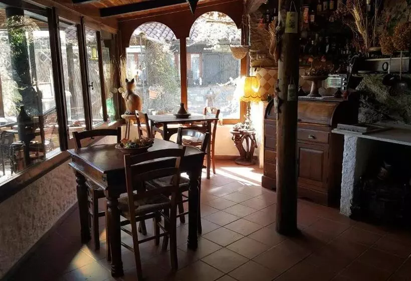 تختخواب و صبحانه Ca' Datu