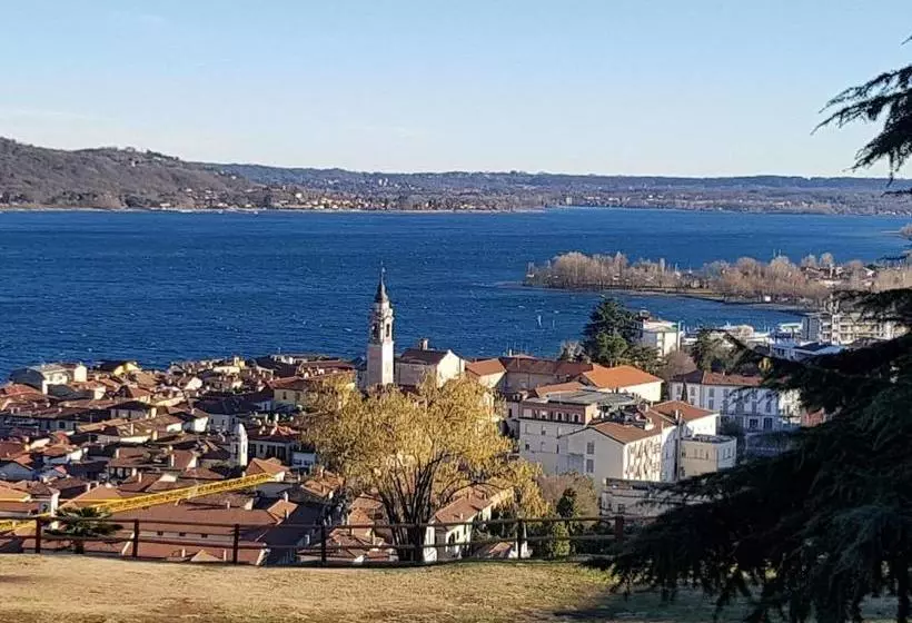 ベッドアンドブレックファースト Attico Di Maru