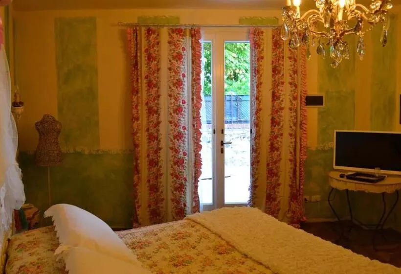 Aamiaismajoitus (B&B) La Maison Delle Favole