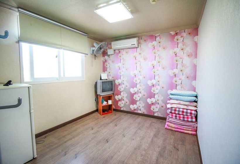 Gangneung Darak Pension