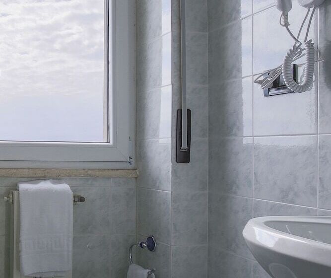 ホテル Alex & Lorenz