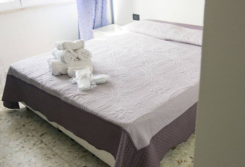 ホテル Alex & Lorenz