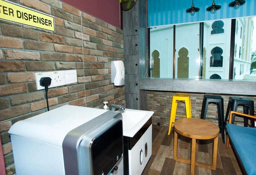 בית מלון כפרי Dj Citi Inn