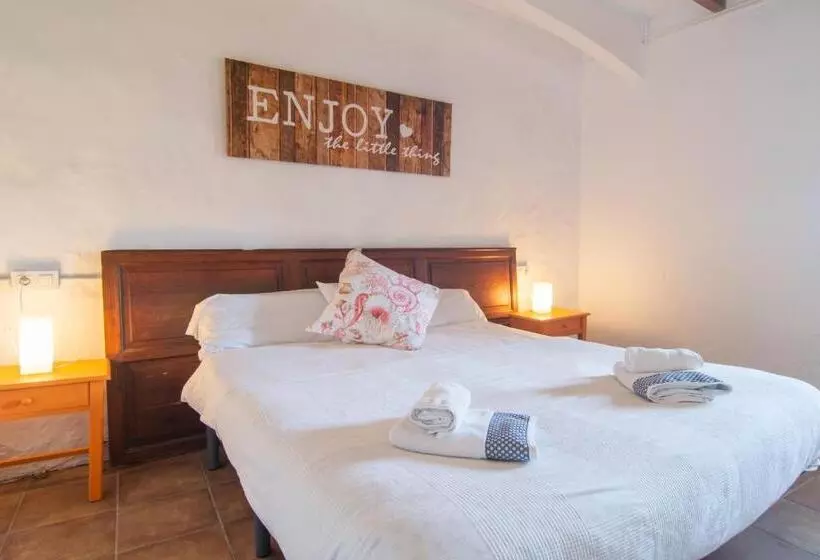 Hotelli Finca Agroturismo Es Pujol