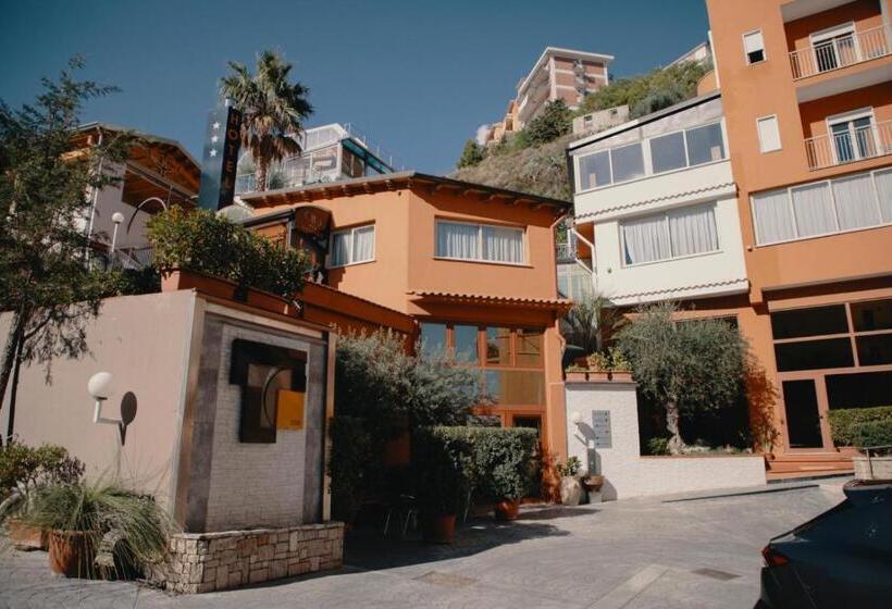 בית מלון כפרי Halykos